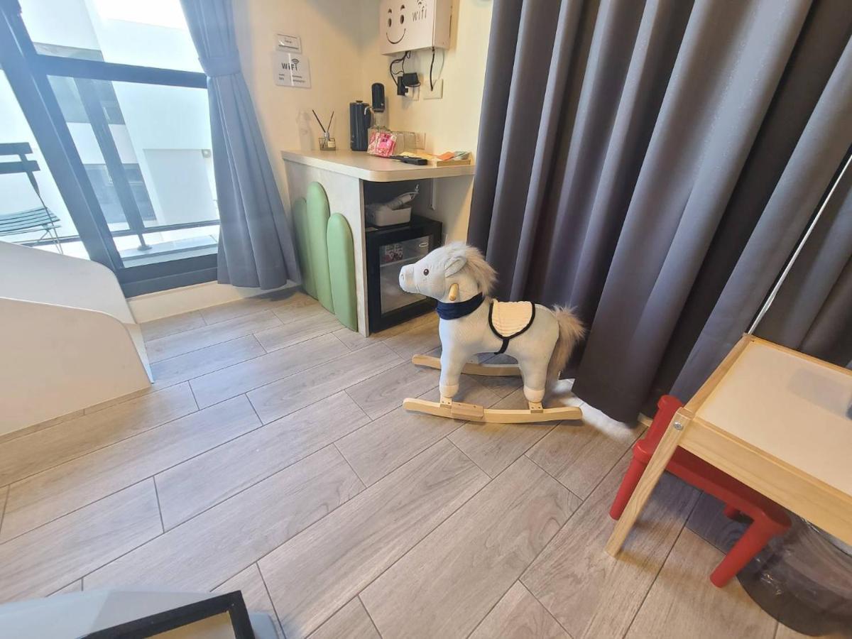 Sunlight Forest Homestay 타이난 외부 사진